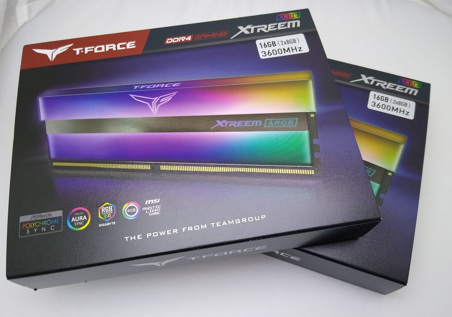T-Force Xtreem ARGB DDR4 (2)