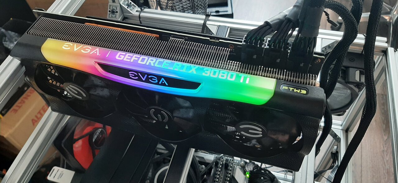 3080Ti.thumb.jpg.e2785e9a37a2d8b022952b55416e2e64.jpg