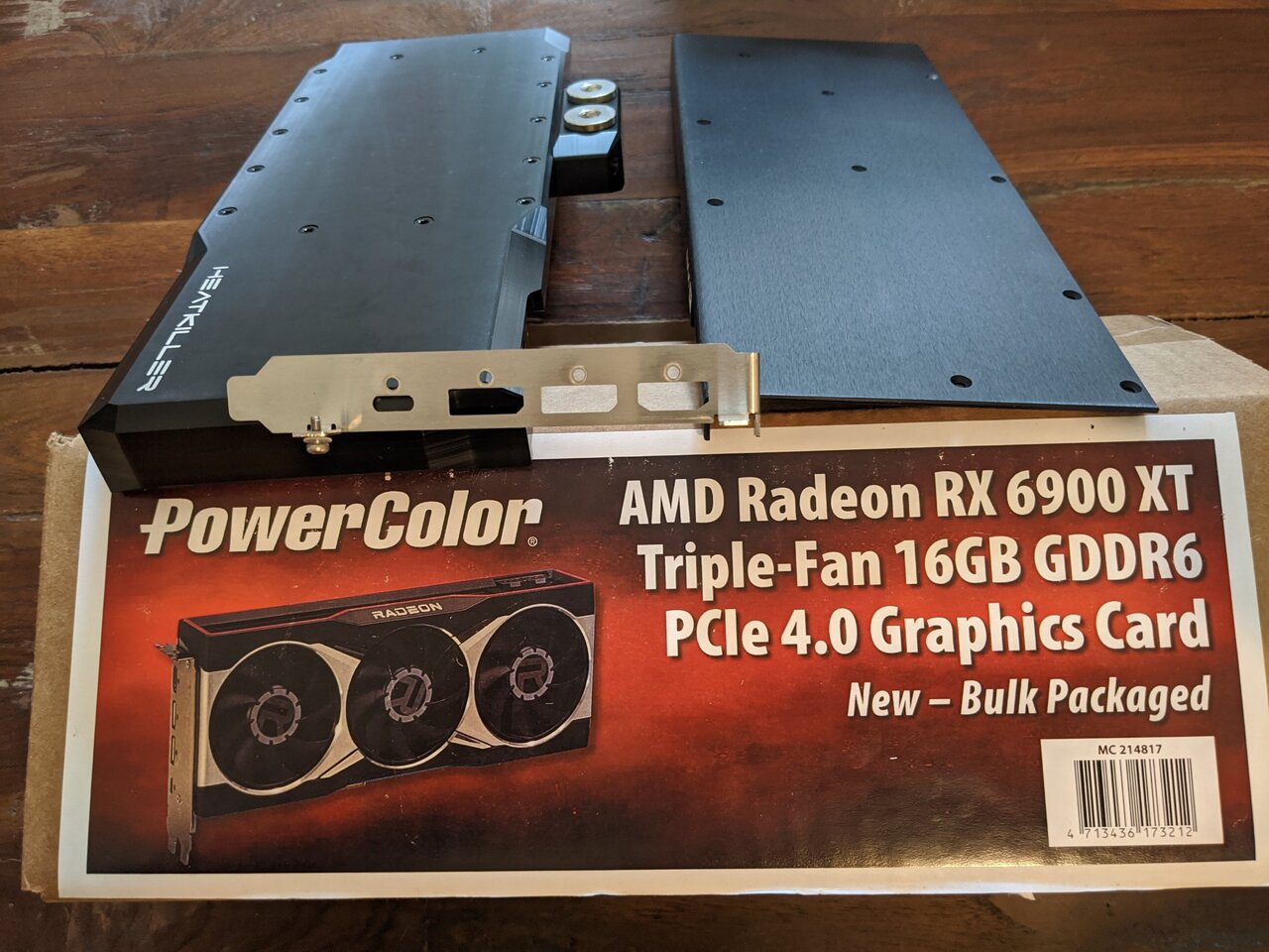 6900xt.thumb.jpg.f191e2319e3b05001ca5723caeb78f7f.jpg