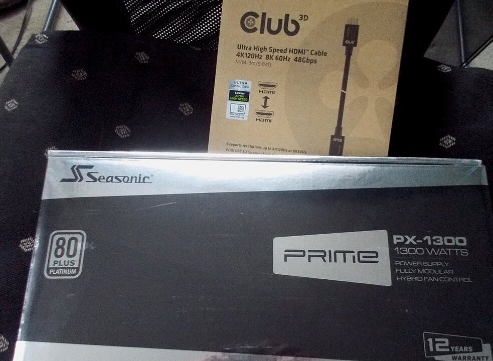 seasonicPrimePlat1300w_2_Club3D_HDMI2-1_3m.thumb.jpg.d2f822c5378e41232ca99334b135ce07.jpg
