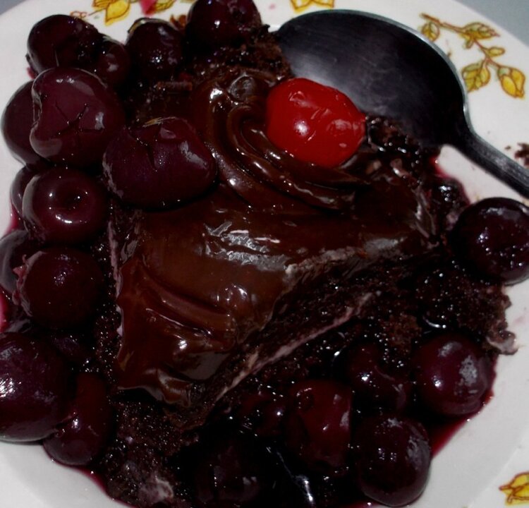 cherrychocolate_900.thumb.jpg.801a2aa8f9148b0361693196c3cf3ef6.jpg