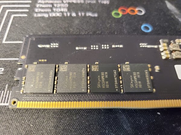 Gigabyte AORUS RGB Memory DDR5 32GB 6000MHz Review (3)